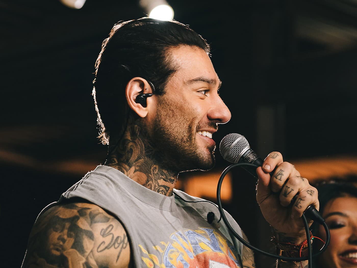 Lucas Lucco Lança Álbum 'Deu Rock' com Clássicos do Gênero em Ritmo de Piseiro