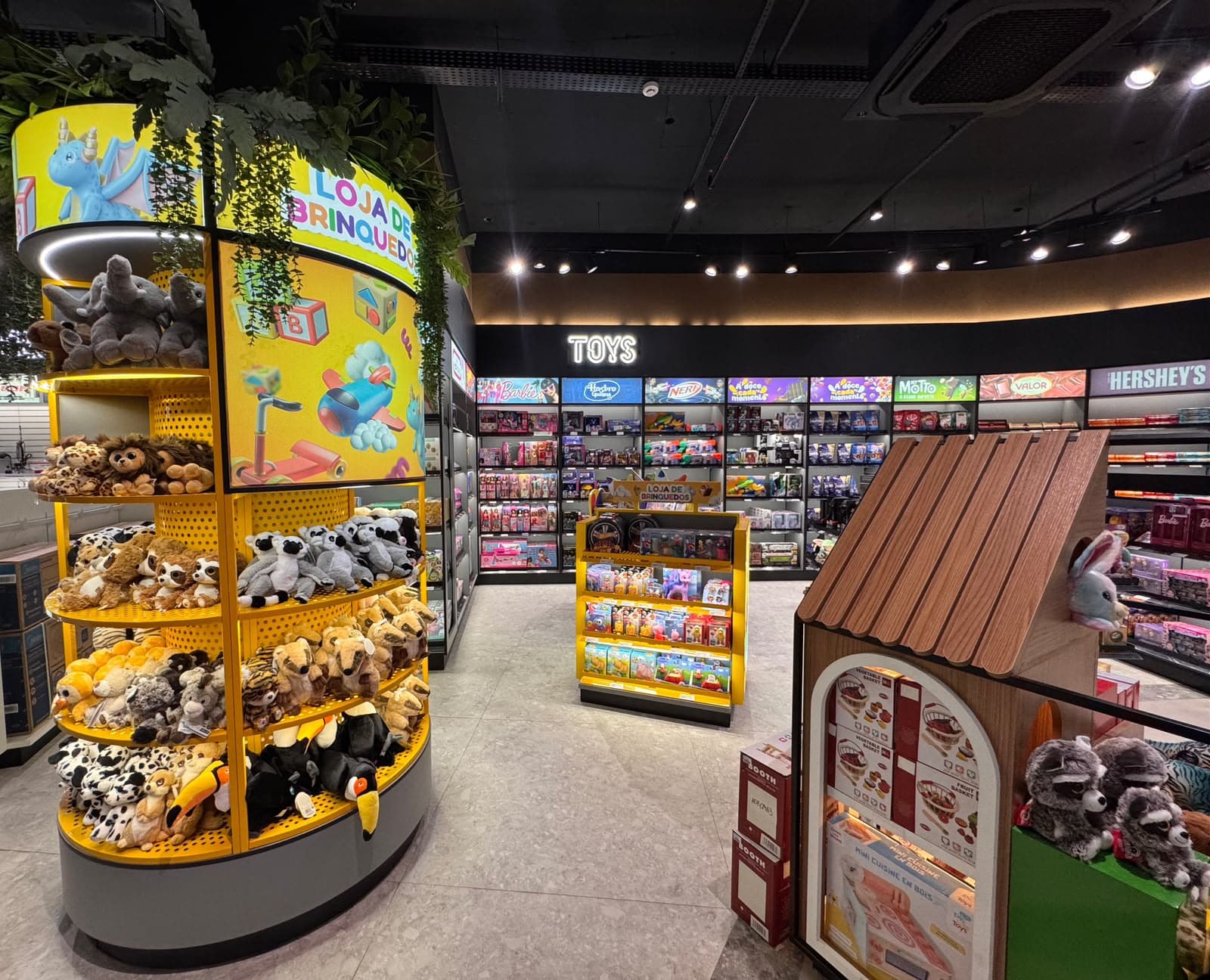 Luryx Duty Free promove Dia das Crianças com atividades e descontos em Foz do Iguaçu